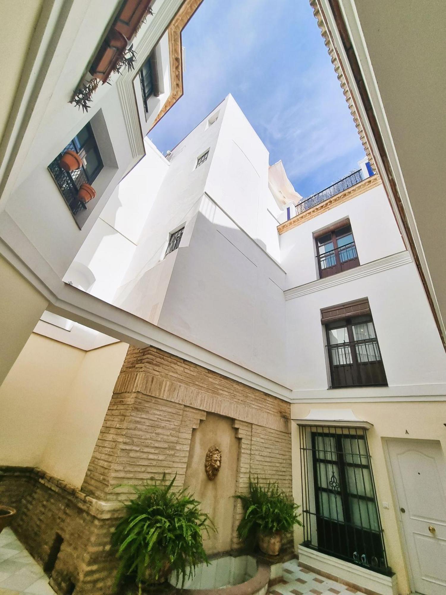 Estudio San Esteban Севилья Экстерьер фото