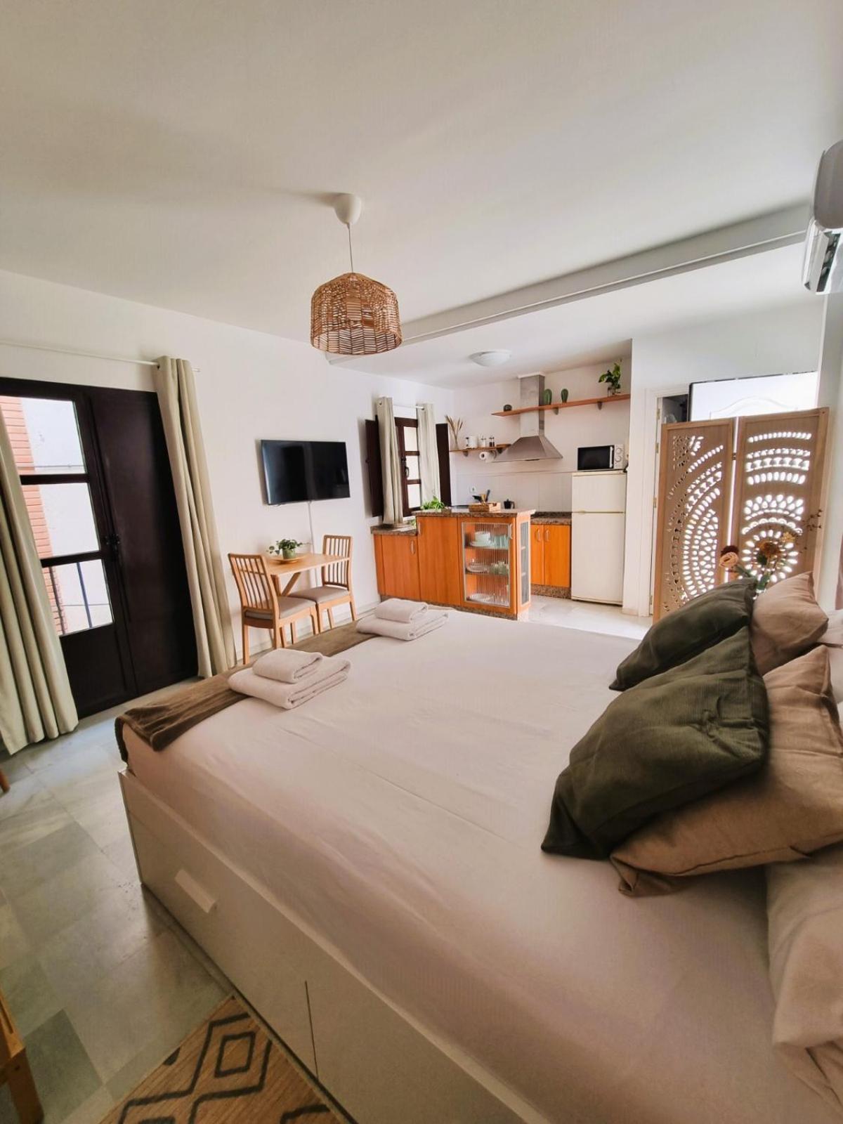 Estudio San Esteban Севилья Экстерьер фото